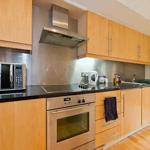 city-retreat-apartment.dublin-hotelsweb.com/