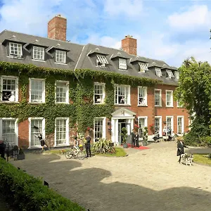 Hayfield Manor Отель