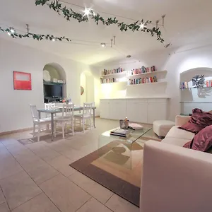 duomo-deluxe-apartment.it-tuscanyhotel.com/