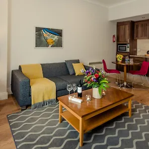 premier-suites-leeson-street.dublin-hotelsweb.com/